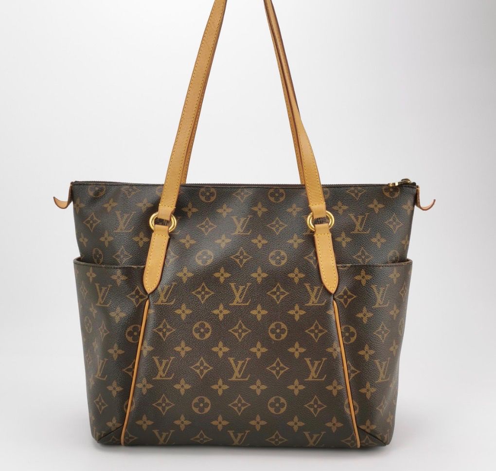 Louis Vuitton Totally
